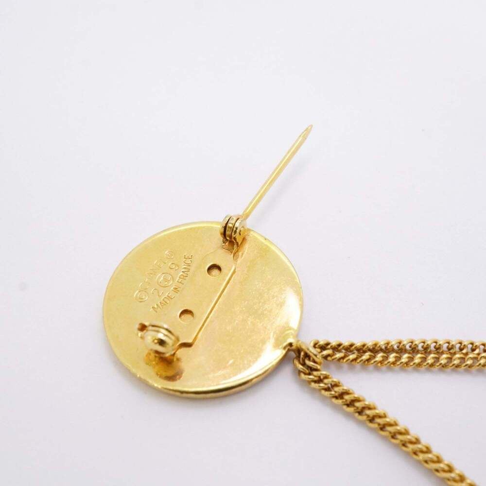 CHANEL Authentic Gold Logo Brooch - Picture 6 of 7